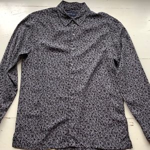 NWOT Abercrombie Fitch Black White Dice Print Button Down Shirt Small